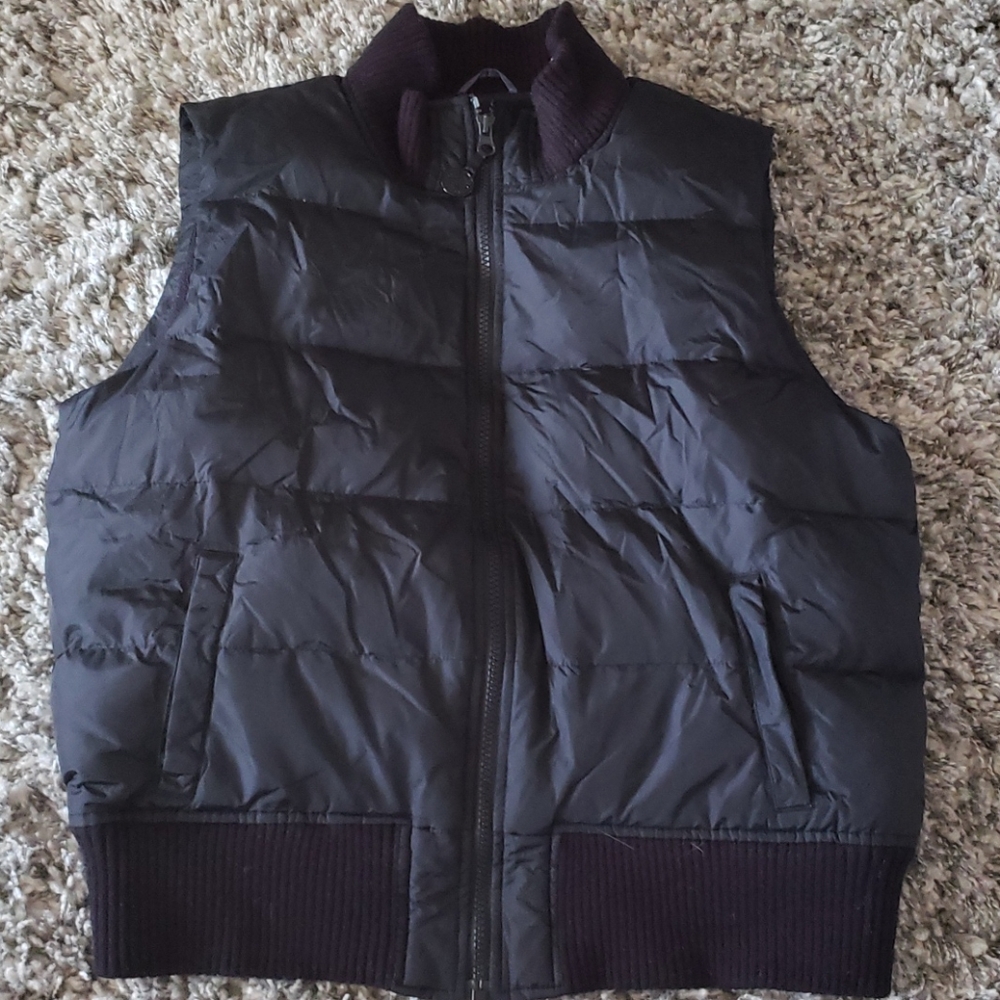 Old Navy black frost free vest size large